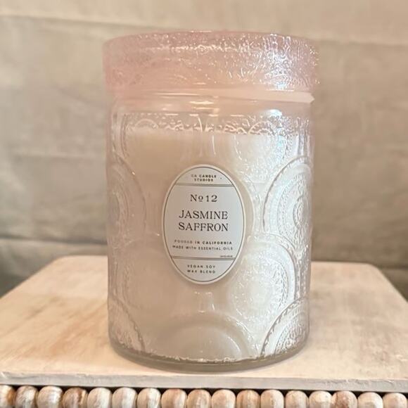 Leoben Co Jasmine Saffron Candle Pink Faceted Glass Jar 18oz 80hr Burn Time - Picture 2 of 2